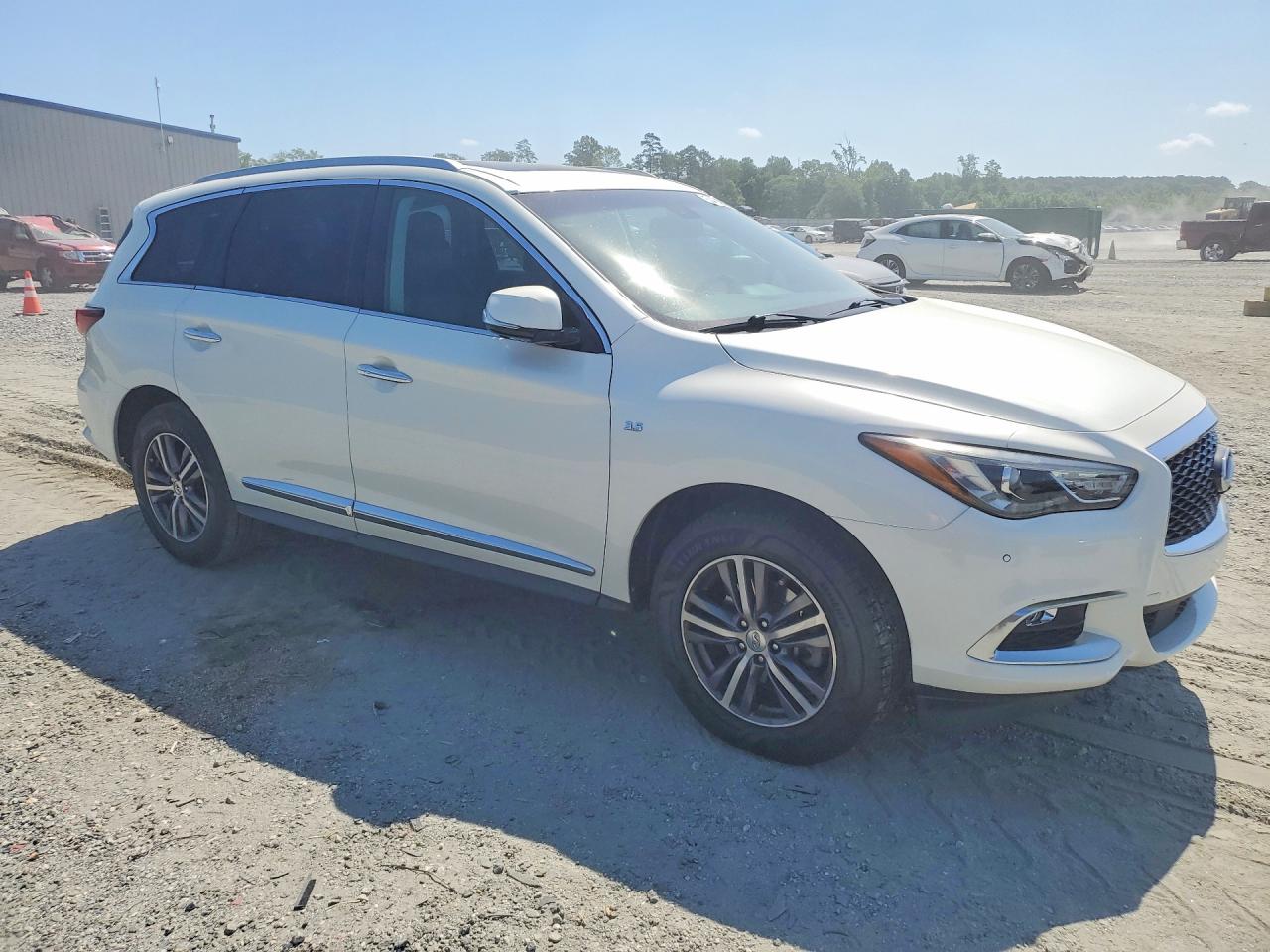 INFINITI Qx Base