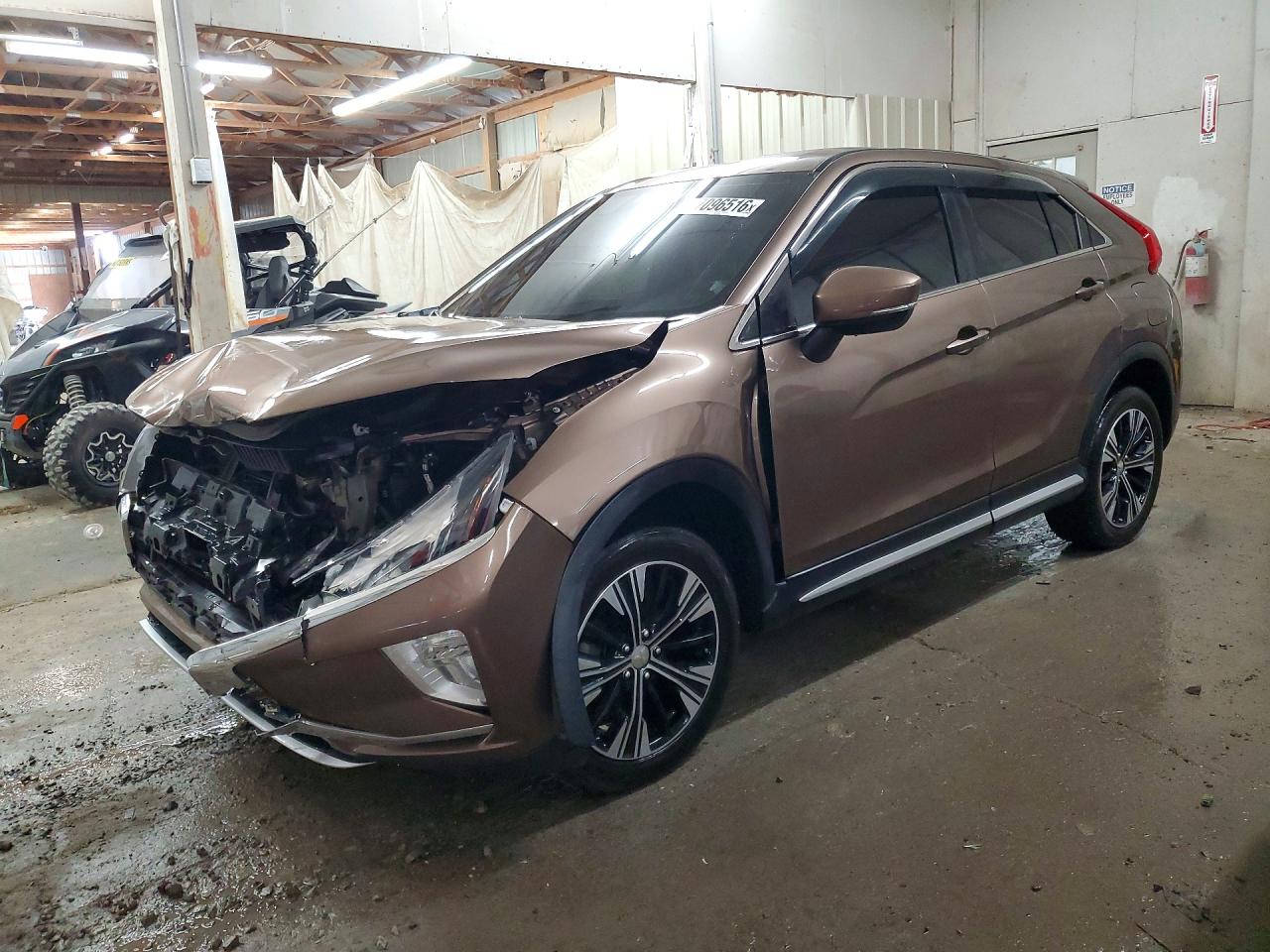 Salvage Mitsubishi Eclipse Image
