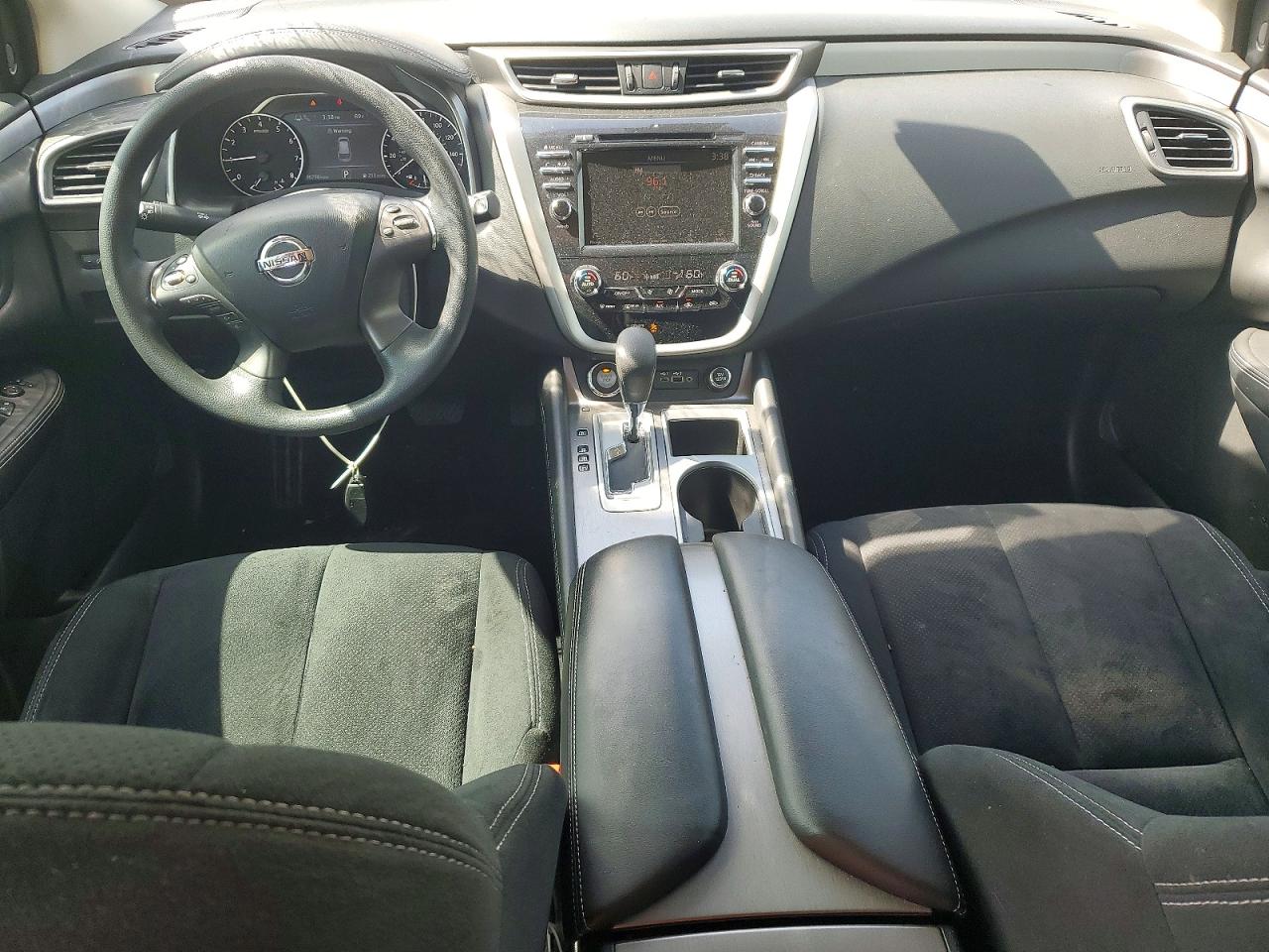 Nissan Murano S