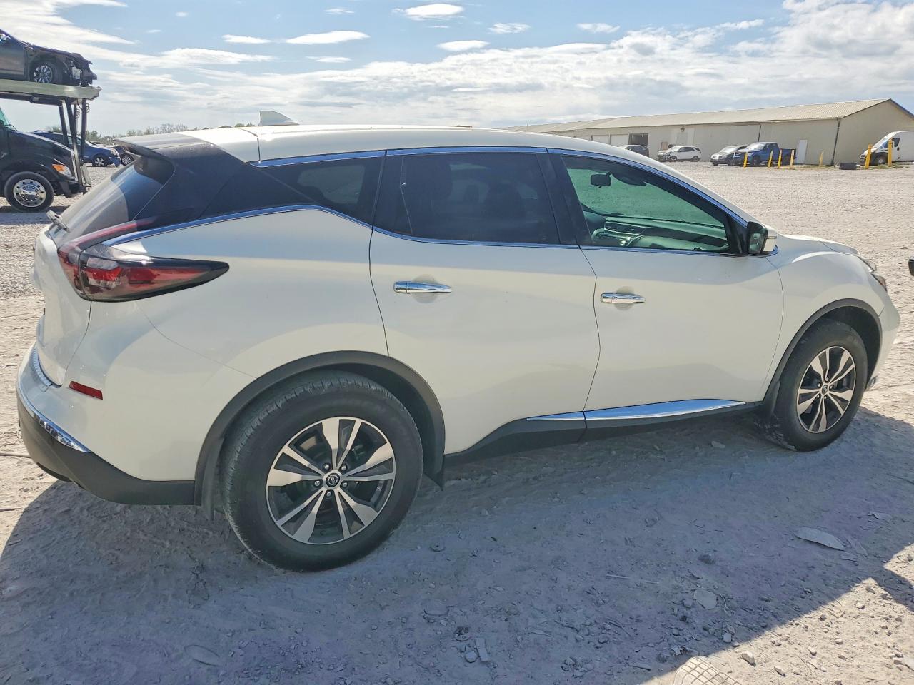 Nissan Murano S