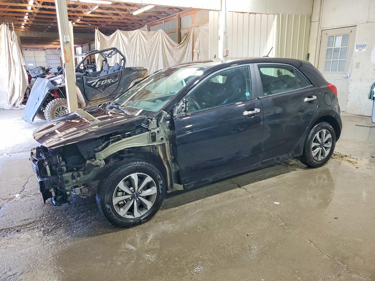 Salvage Kia Rio Image