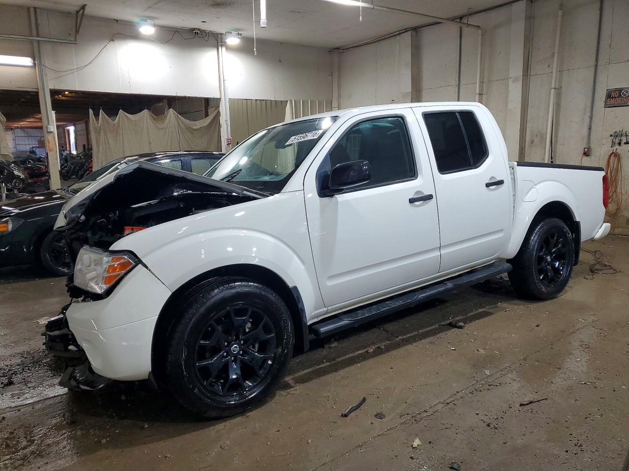 Salvage Nissan Frontier Image