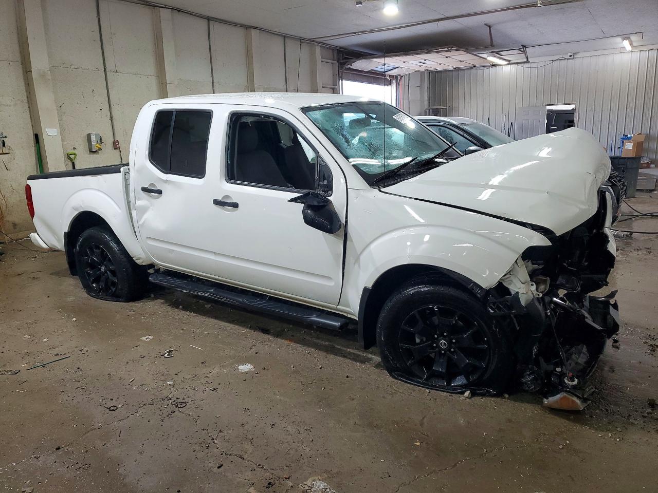 Nissan Frontier Sv