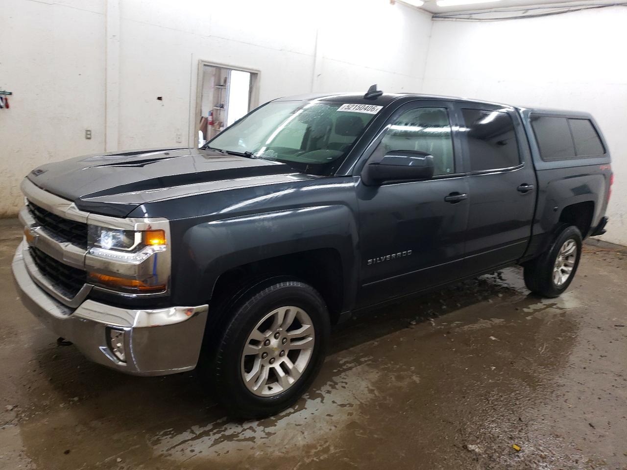 Salvage Chevrolet Silverado Image