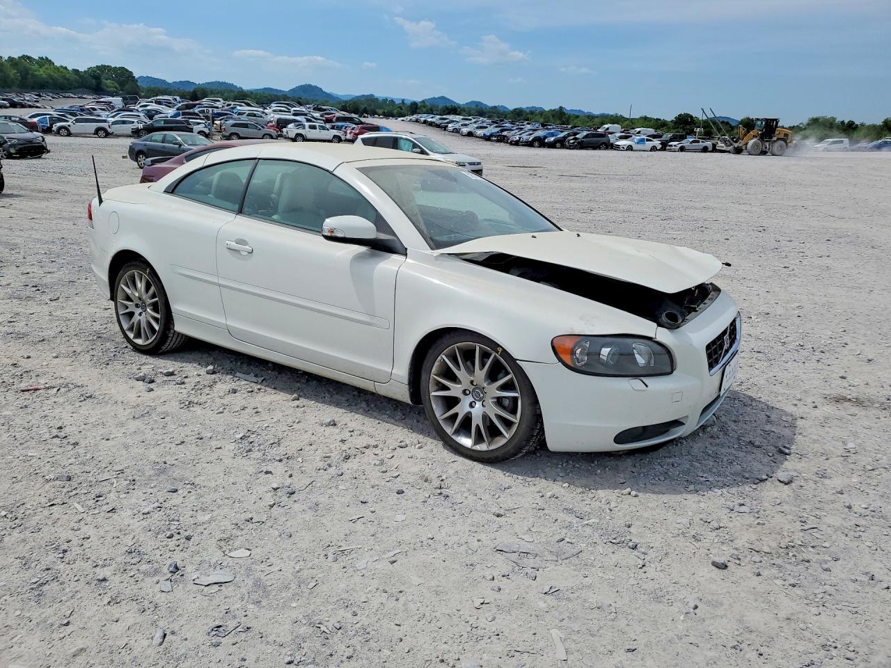 Volvo C70 T5