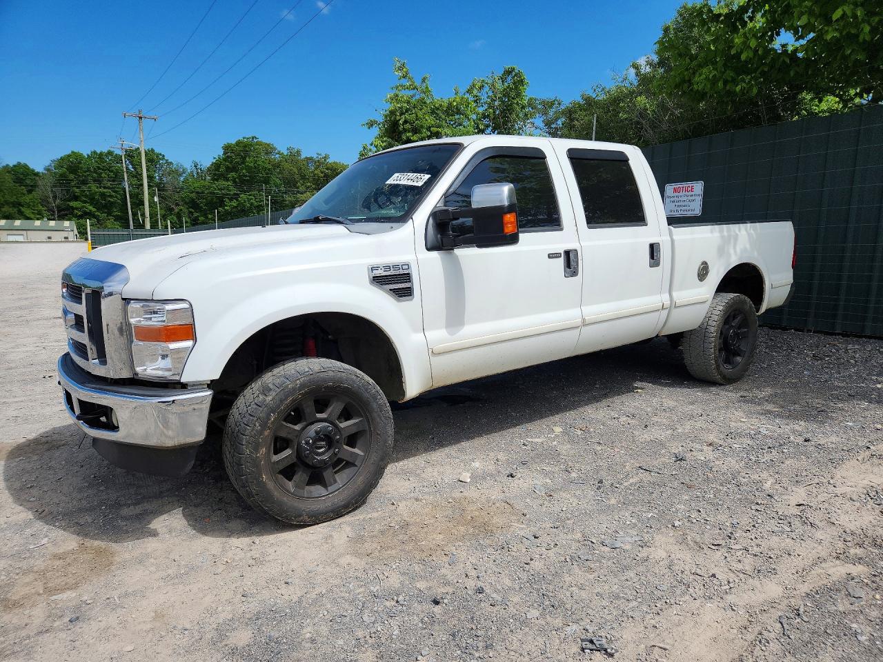 Salvage Ford F-350 Image