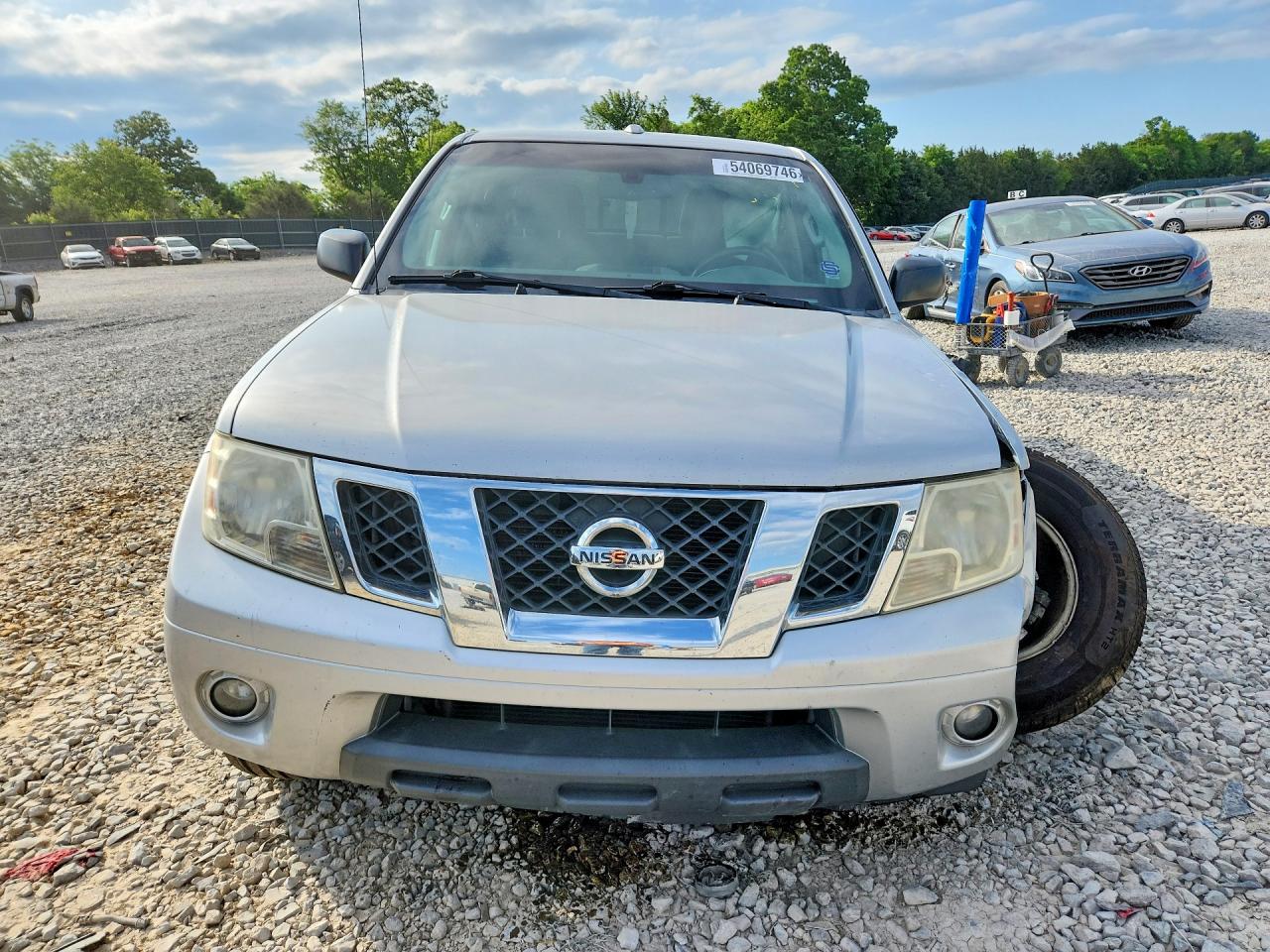 Nissan Frontier Sv