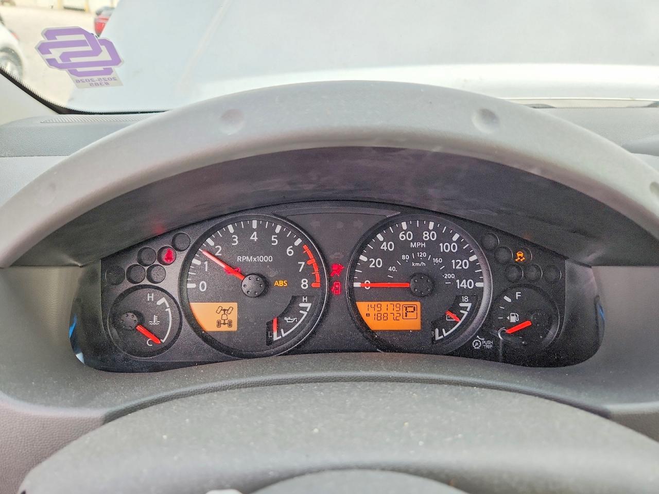 Nissan Frontier Sv