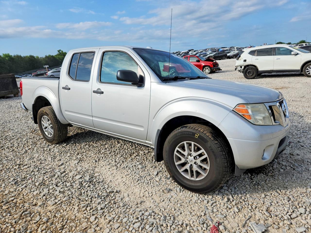 Nissan Frontier Sv