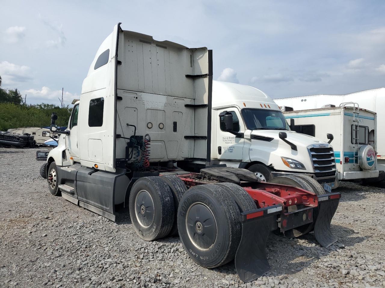International Lt625