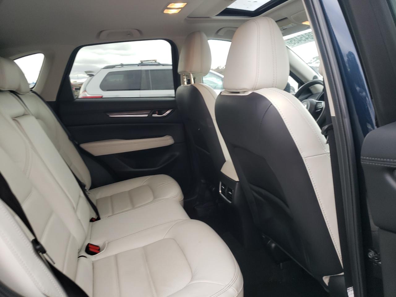 Mazda Cx Premium