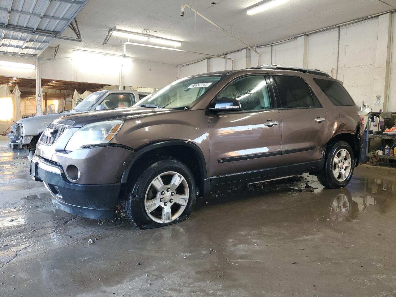 Salvage GMC Acadia Image