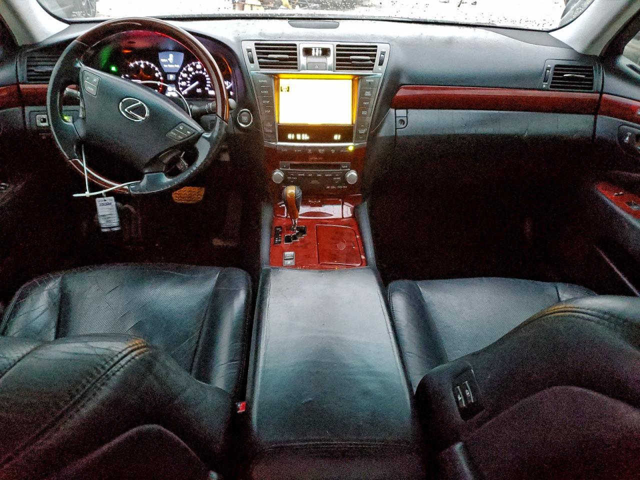 Lexus LS 460