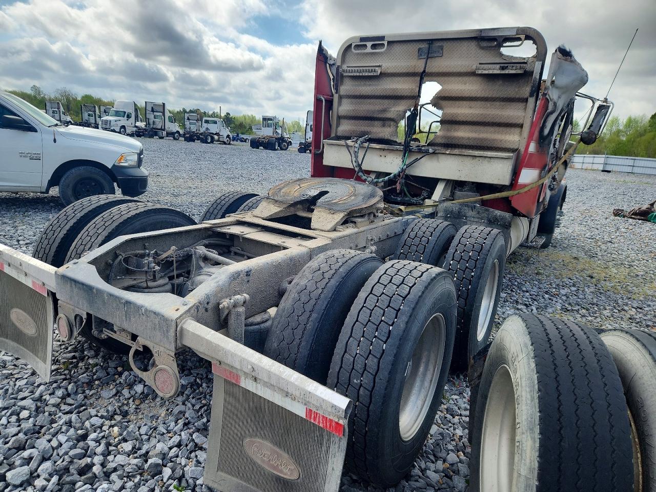 Peterbilt 379