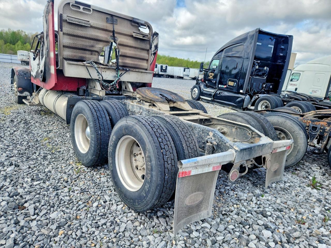 Peterbilt 379