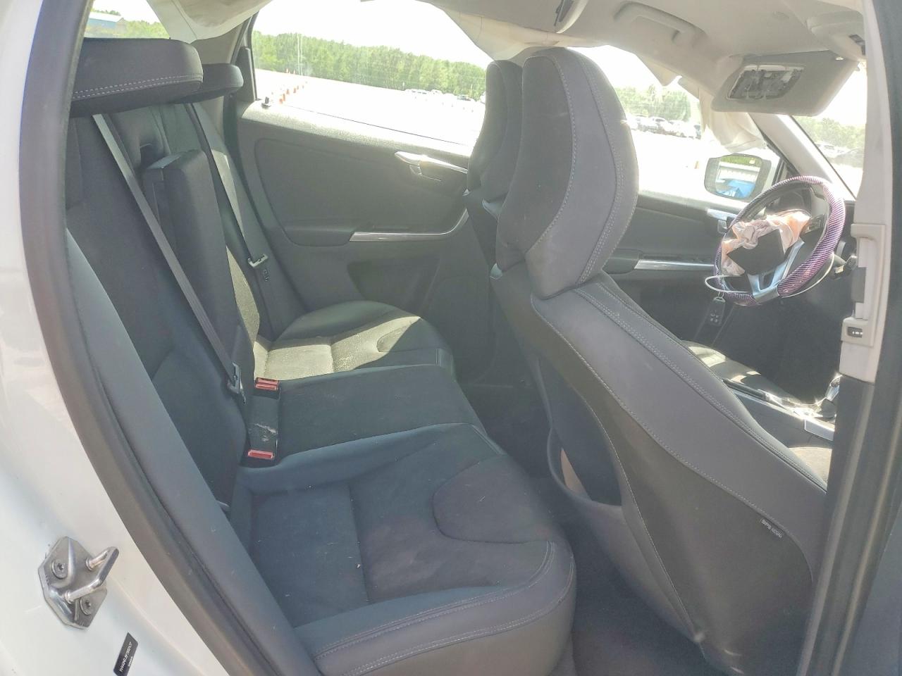 Volvo XC60 T5