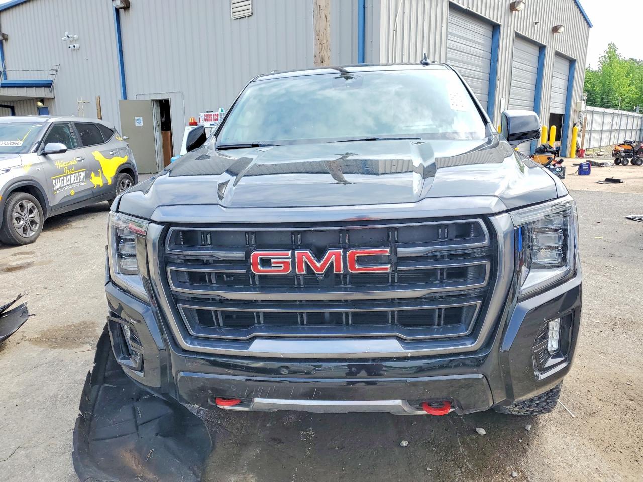 GMC Yukon At4