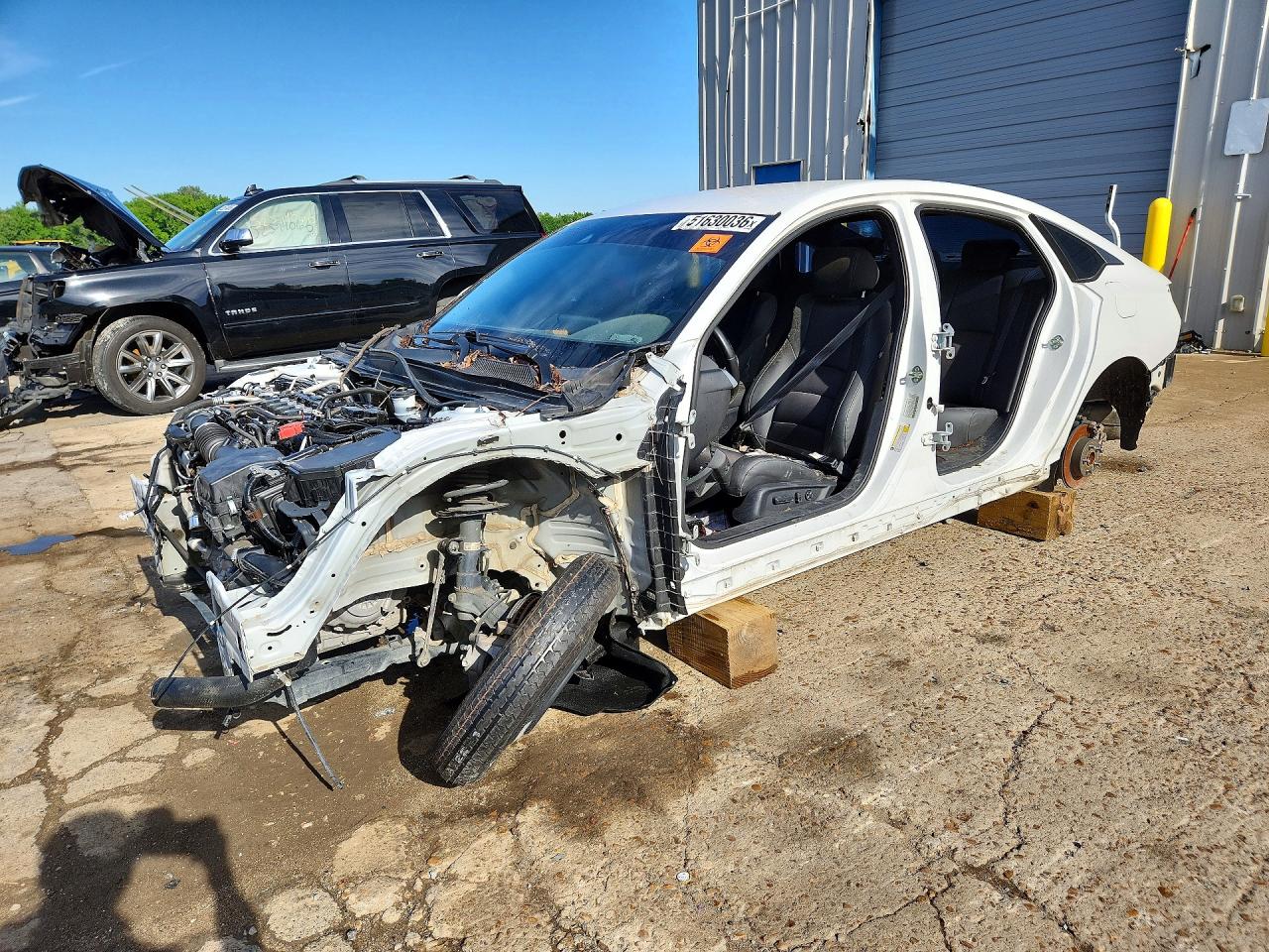 Salvage Honda Accord Image
