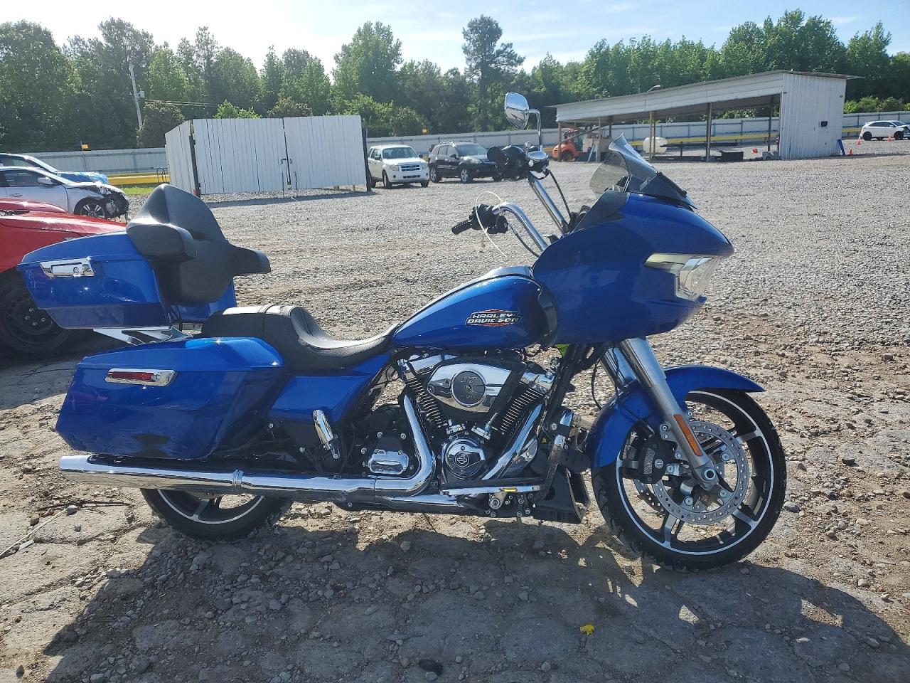 Salvage Harley-Davidson Fl Image