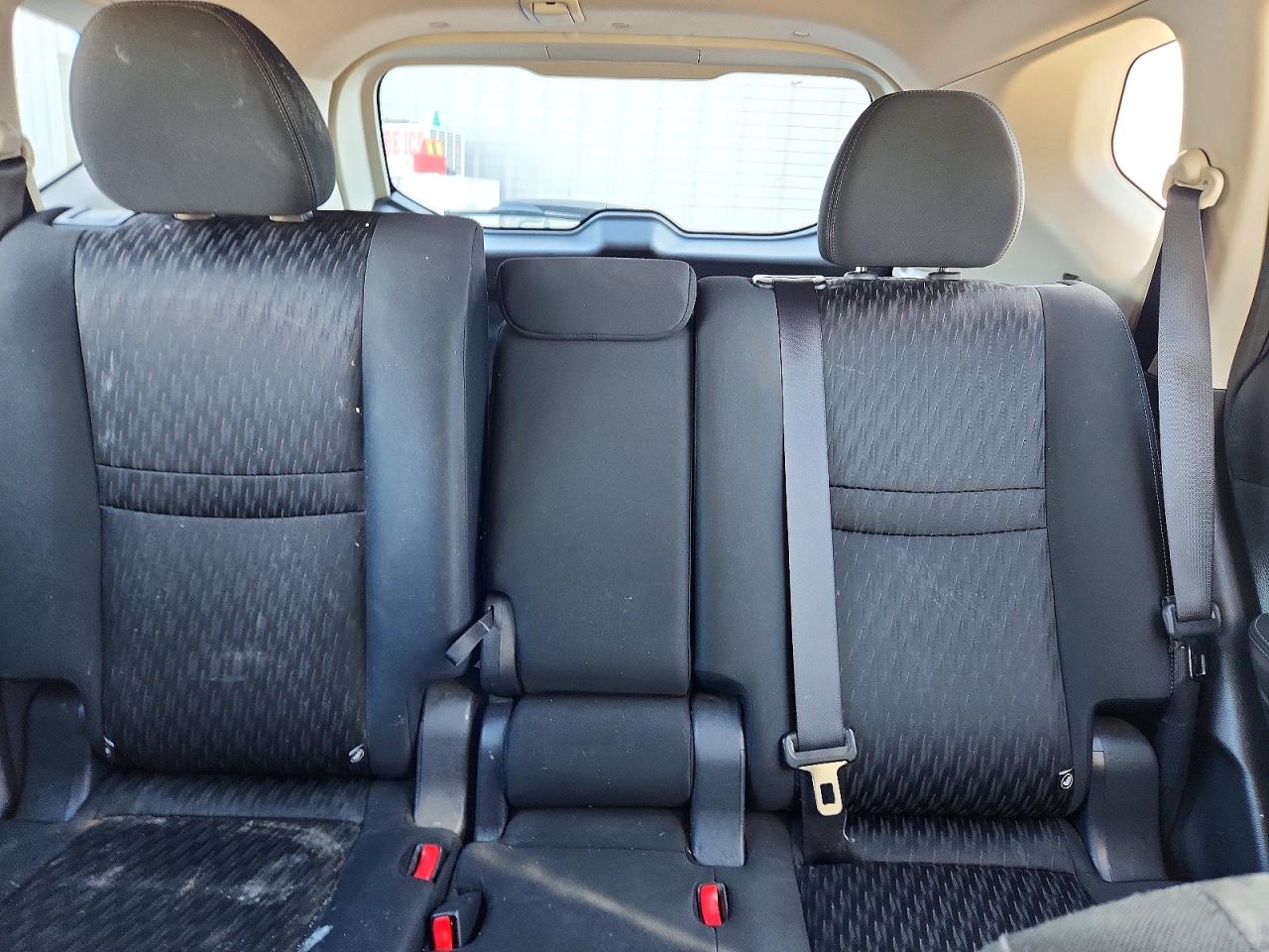 Nissan Rogue S