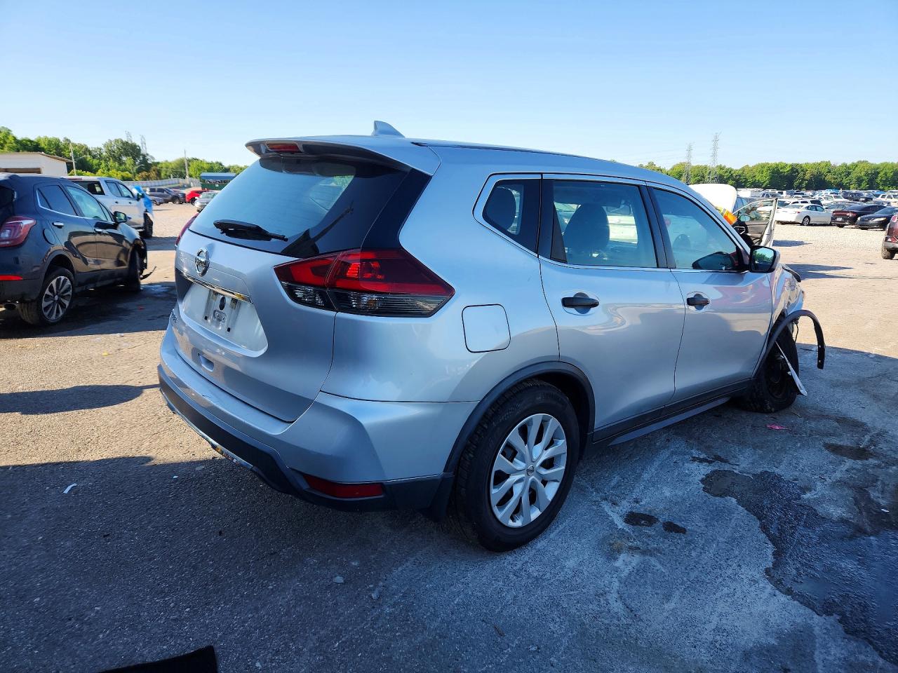 Nissan Rogue S