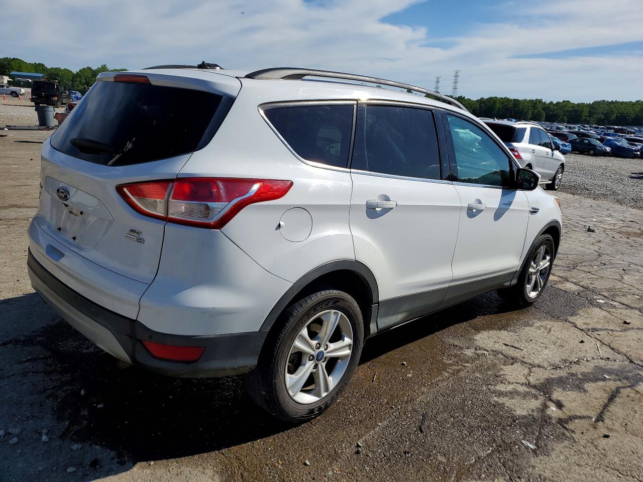 Ford Escape Se