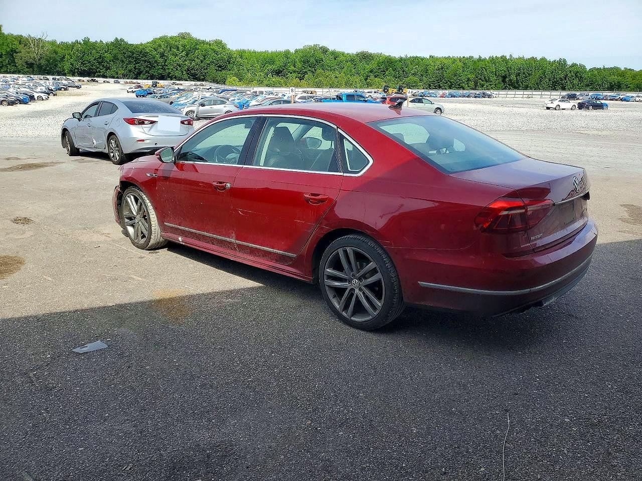 Volkswagen Passat R-line