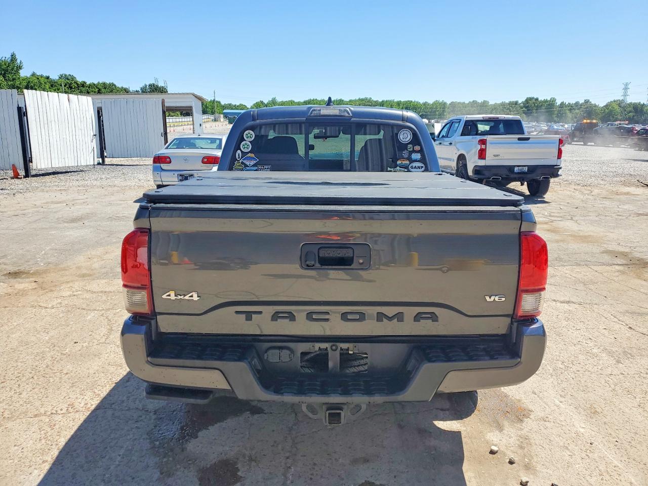 Toyota Tacoma Sr V6