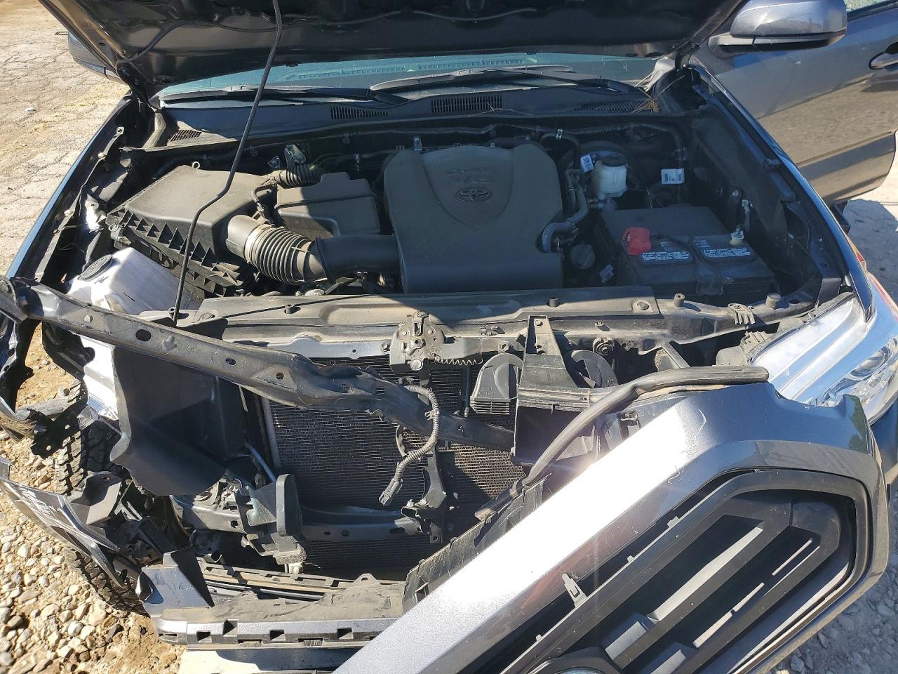 Toyota Tacoma Sr V6