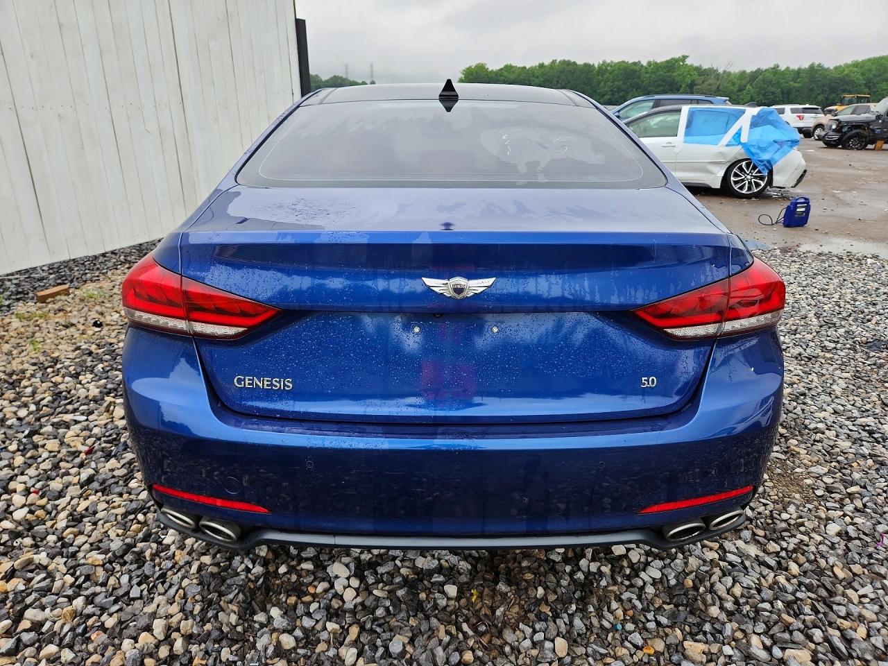 Hyundai Genesis 5.0l