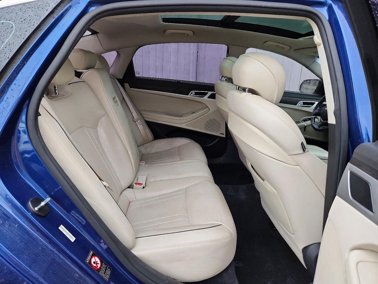 Hyundai Genesis 5.0l