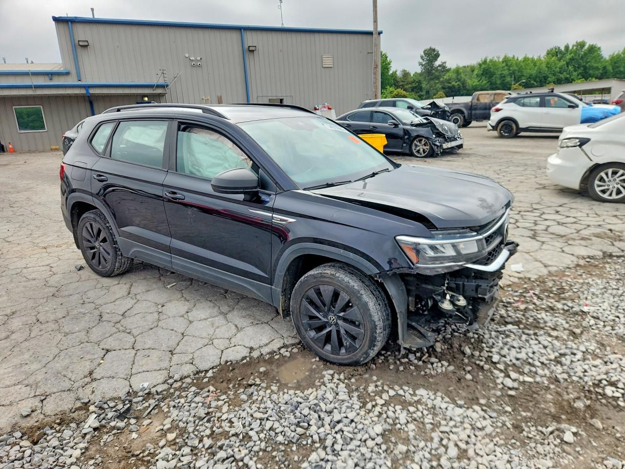 Volkswagen Taos S