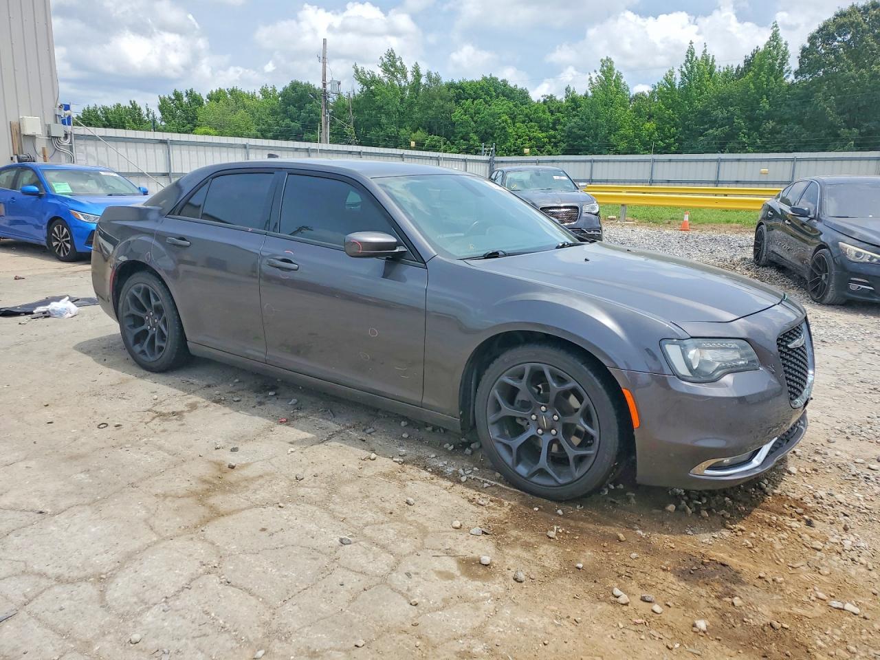 Chrysler 300 S