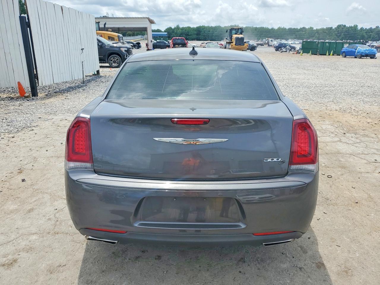 Chrysler 300 S