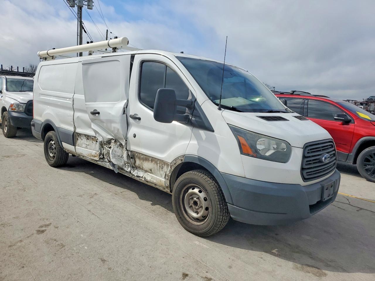Ford Transit T-250