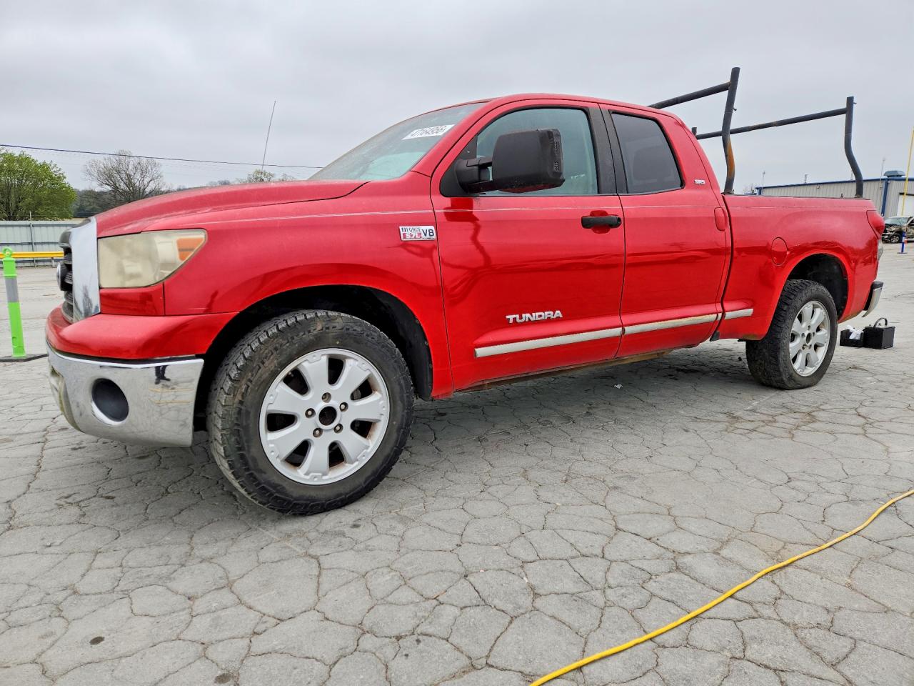 Salvage Toyota Tundra Image