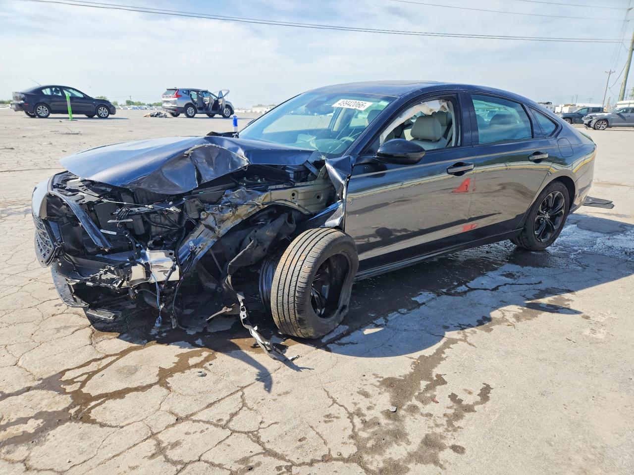 Salvage Honda Accord Image