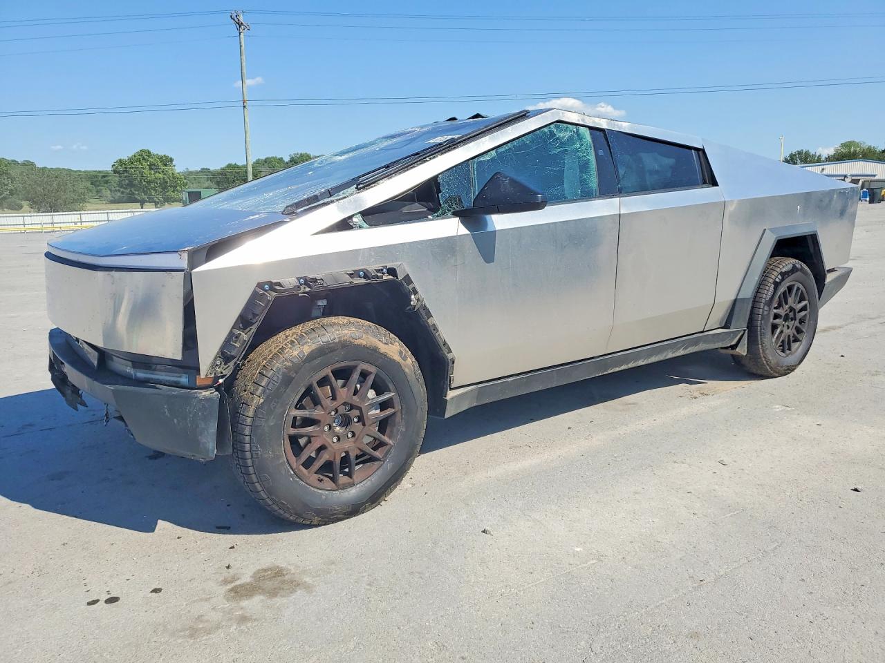 Salvage Tesla Cybertruck Image
