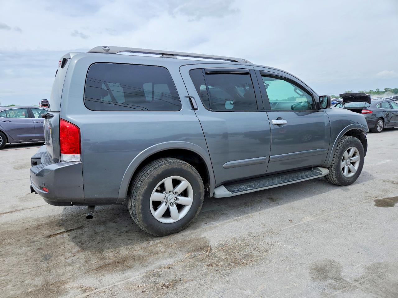 Nissan Armada Sv