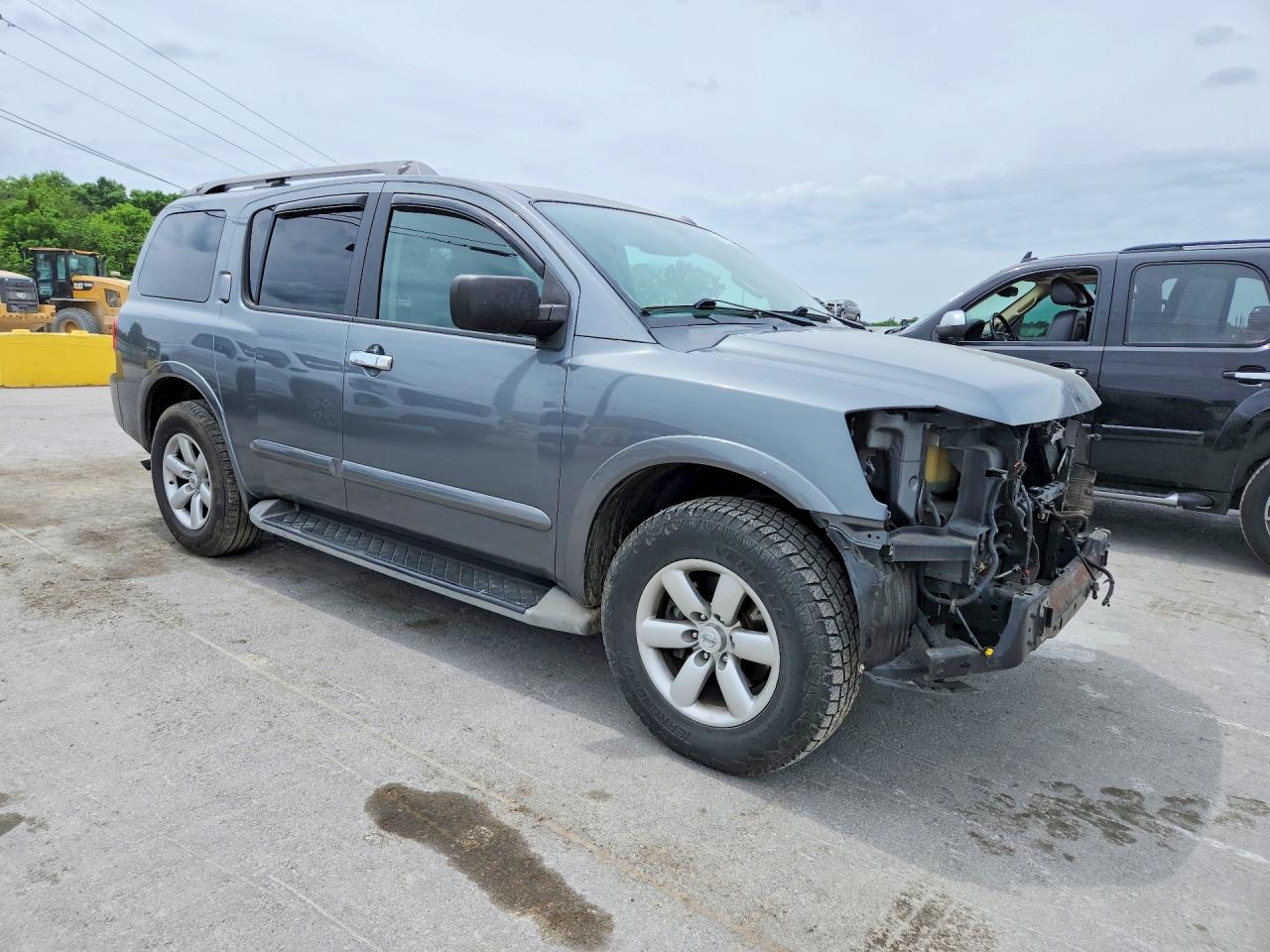 Nissan Armada Sv