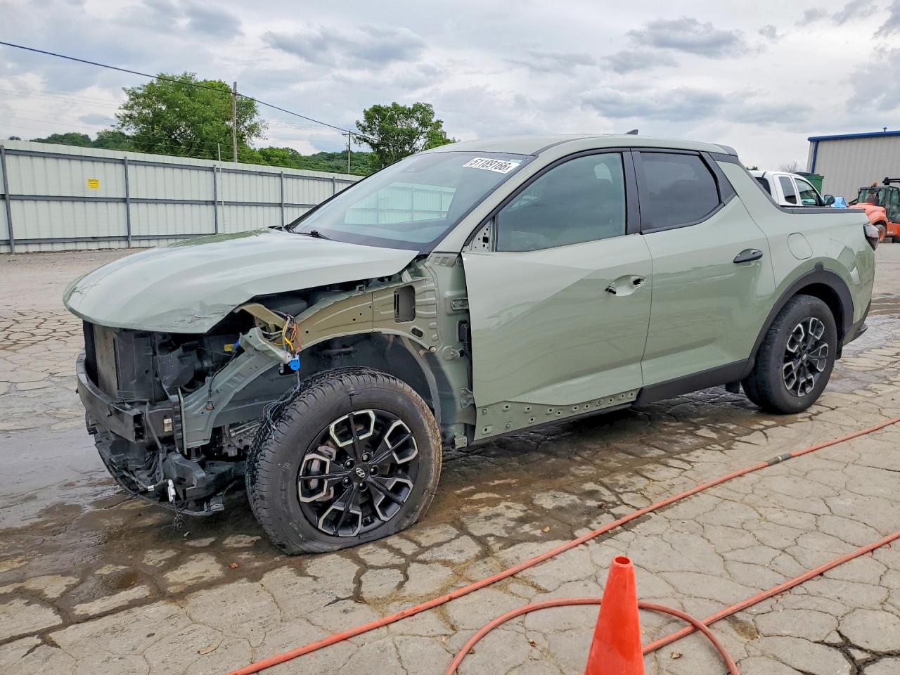 Salvage Hyundai SANTA CRUZ Image
