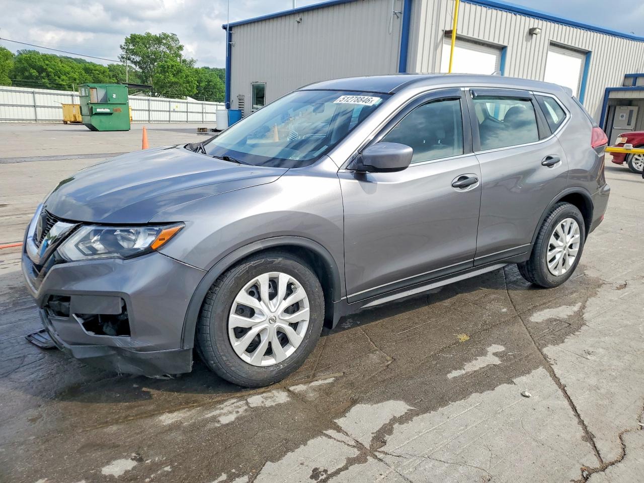 Salvage Nissan Rogue Image