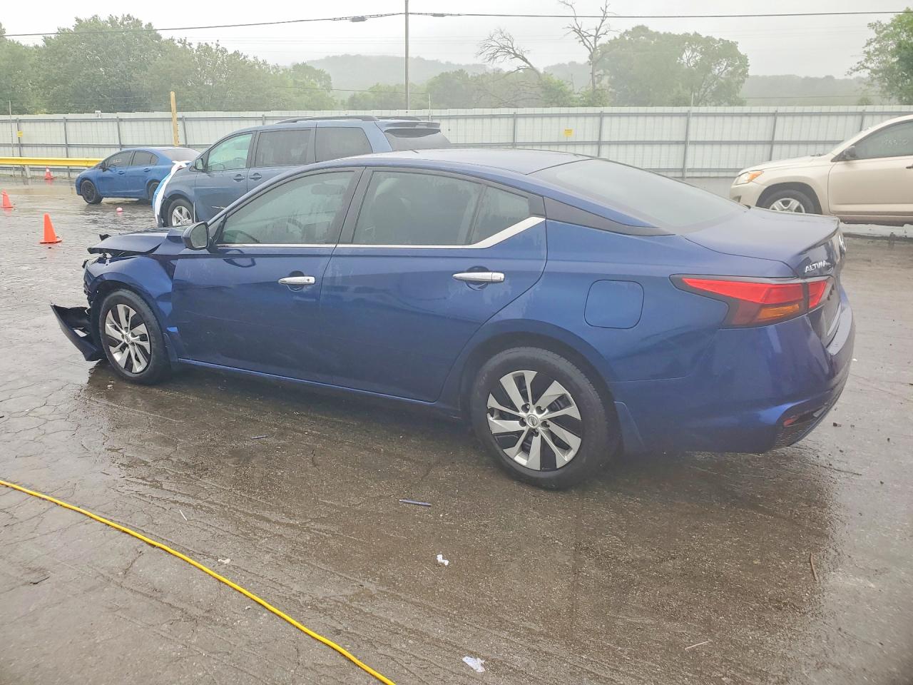Nissan Altima S
