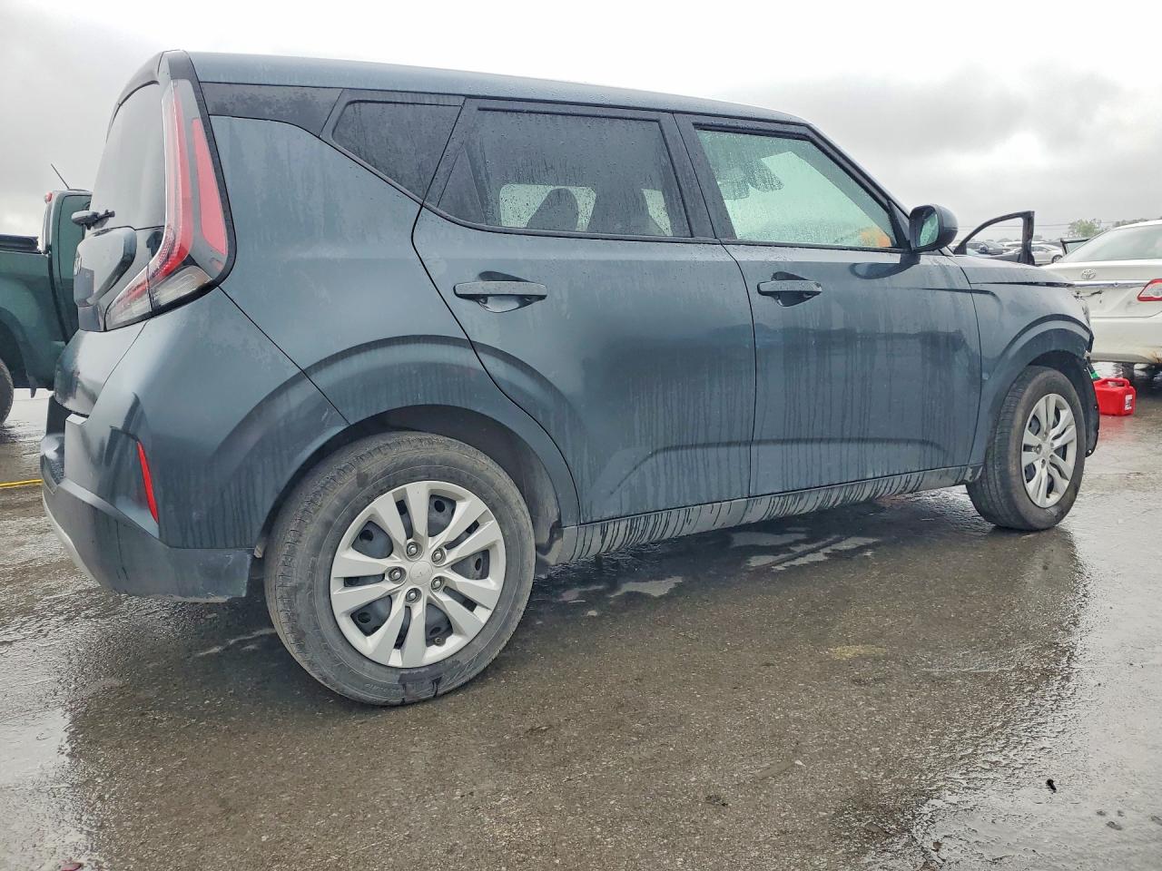 Kia Soul Lx