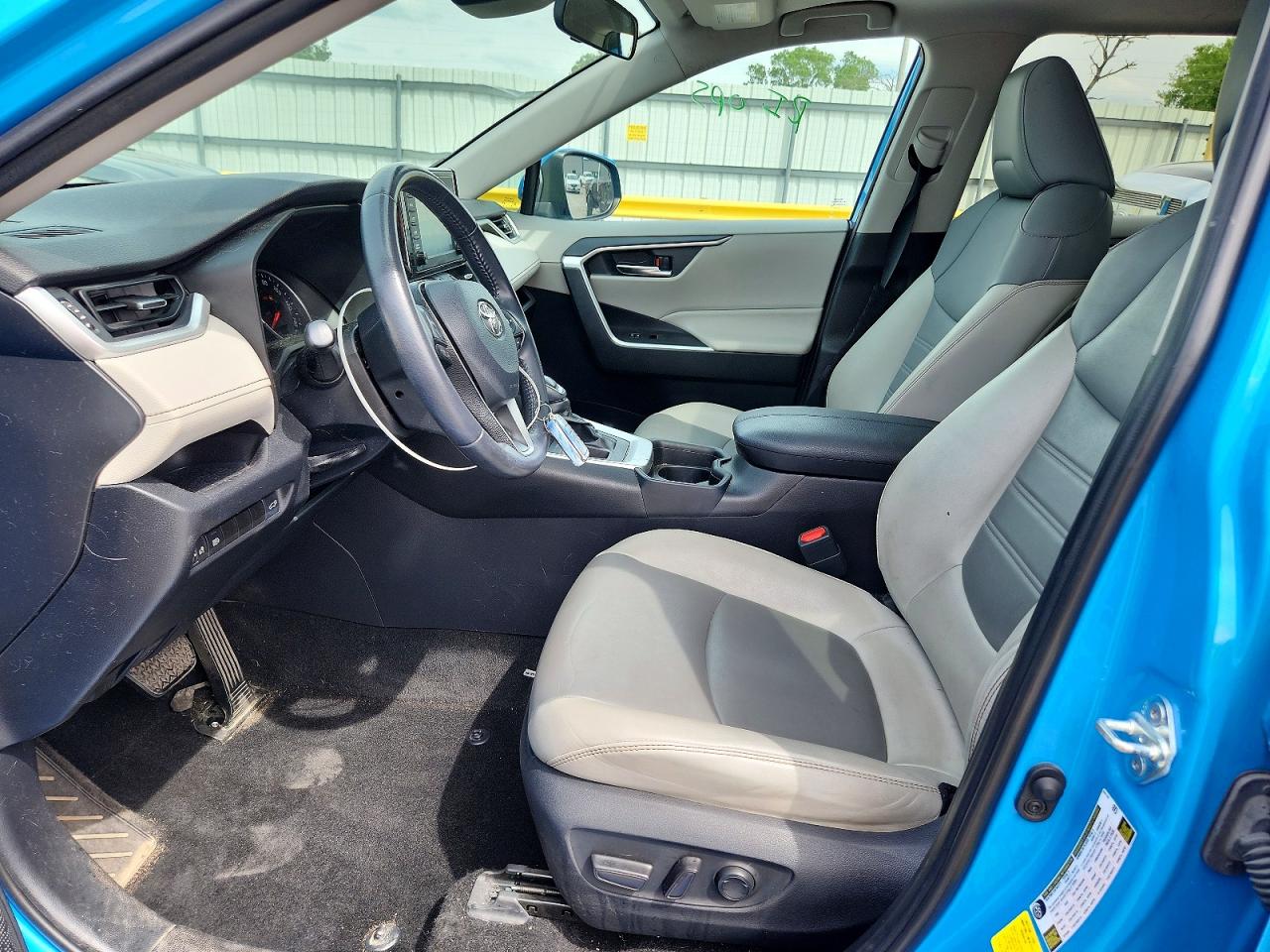 Toyota RAV4 Xle Premium