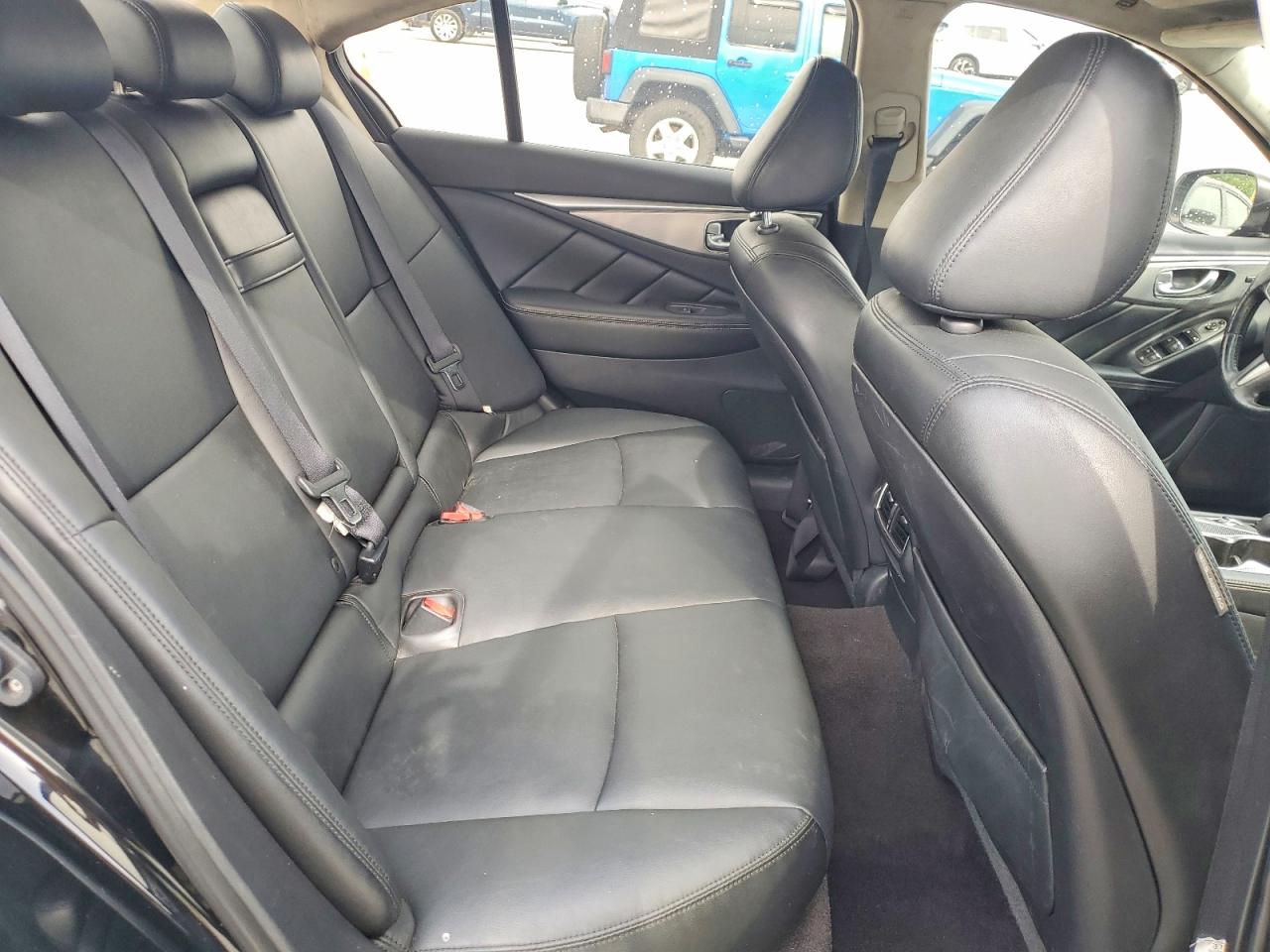 INFINITI Q50 3.0t Premium