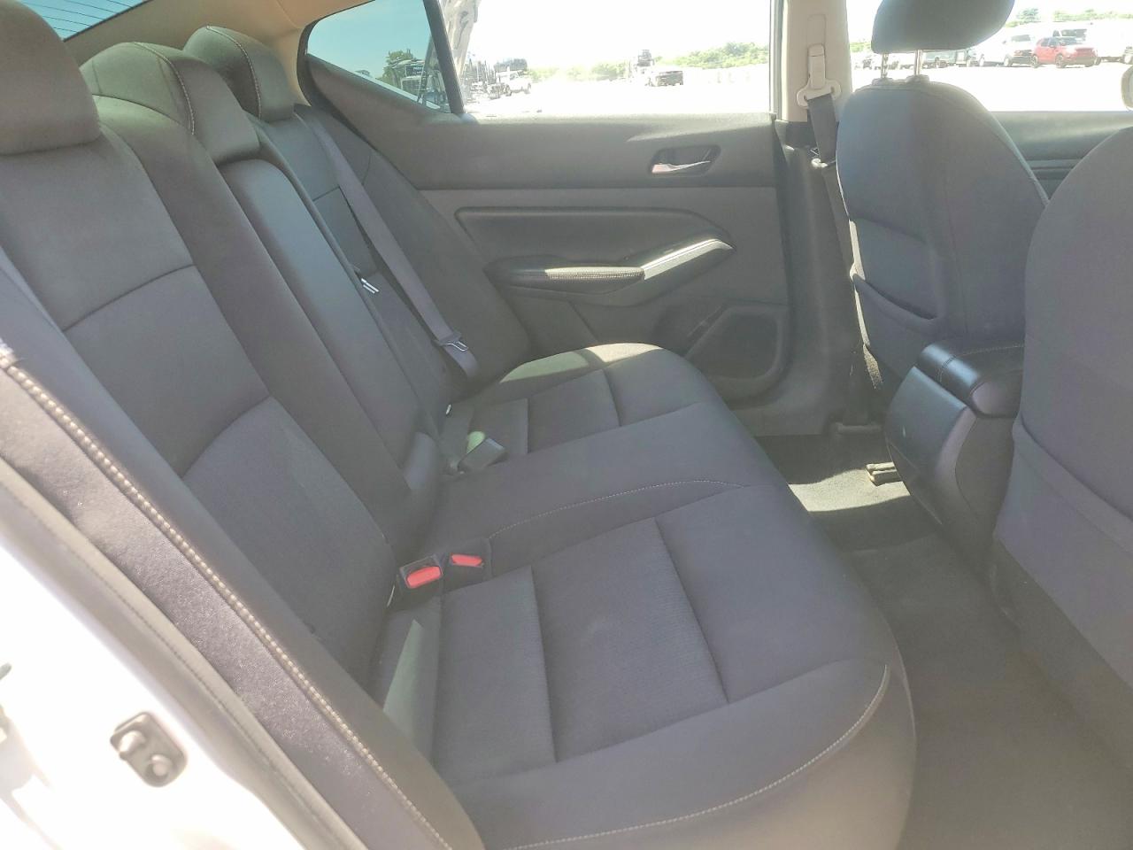 Nissan Altima S