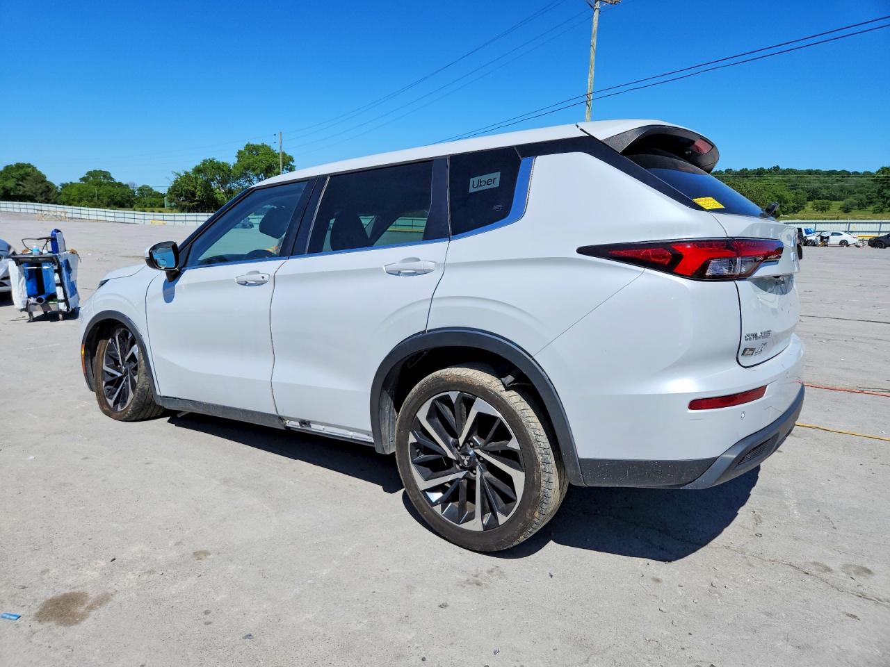 Mitsubishi Outlander Es