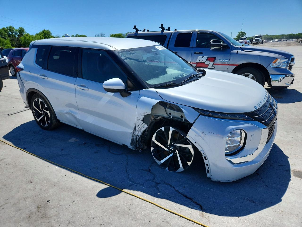 Mitsubishi Outlander Es