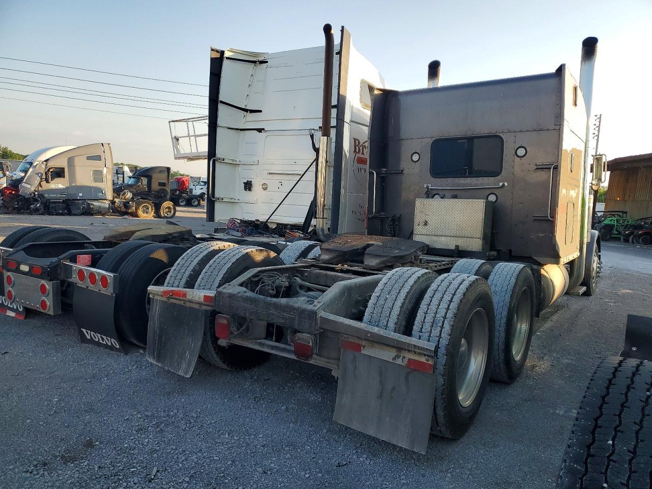 Peterbilt 379